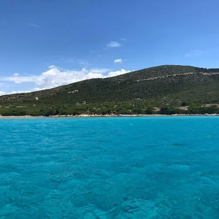 Acquamaris Tuerredda Alojamento de Acomodação e Pequeno-almoço