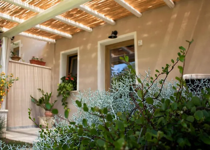 فندق مبيت وإفطار Acquamaris Tuerredda تويلادا